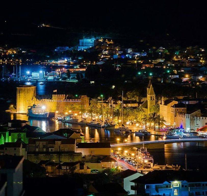 Apartman Tamara Trogir Exterior photo